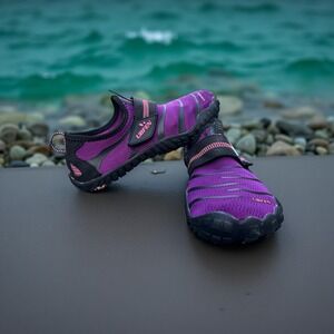 NEW UBFEN Kids Aqua Socks Beach Swim Quick Dry Shoes Size 3